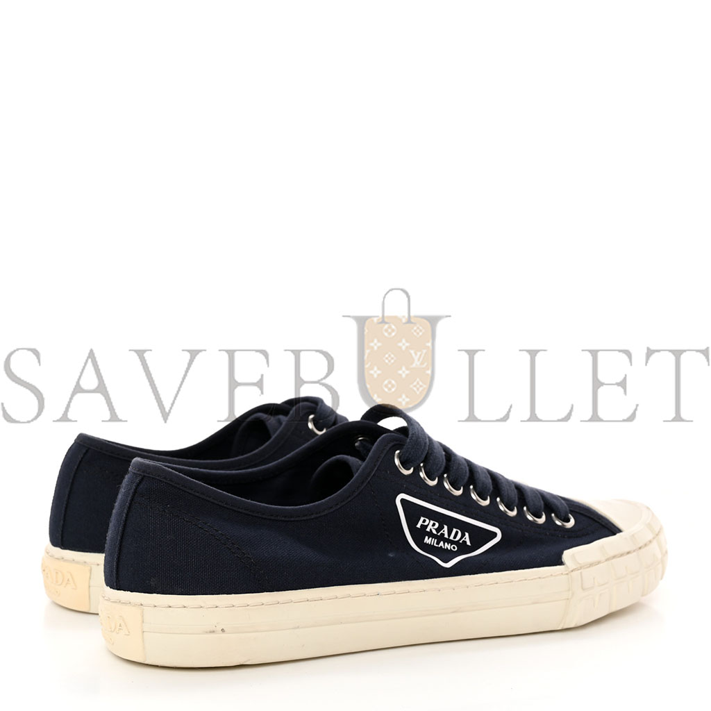 Pra*a canvas triangle logo wheel 35mm sneakers 42 navy