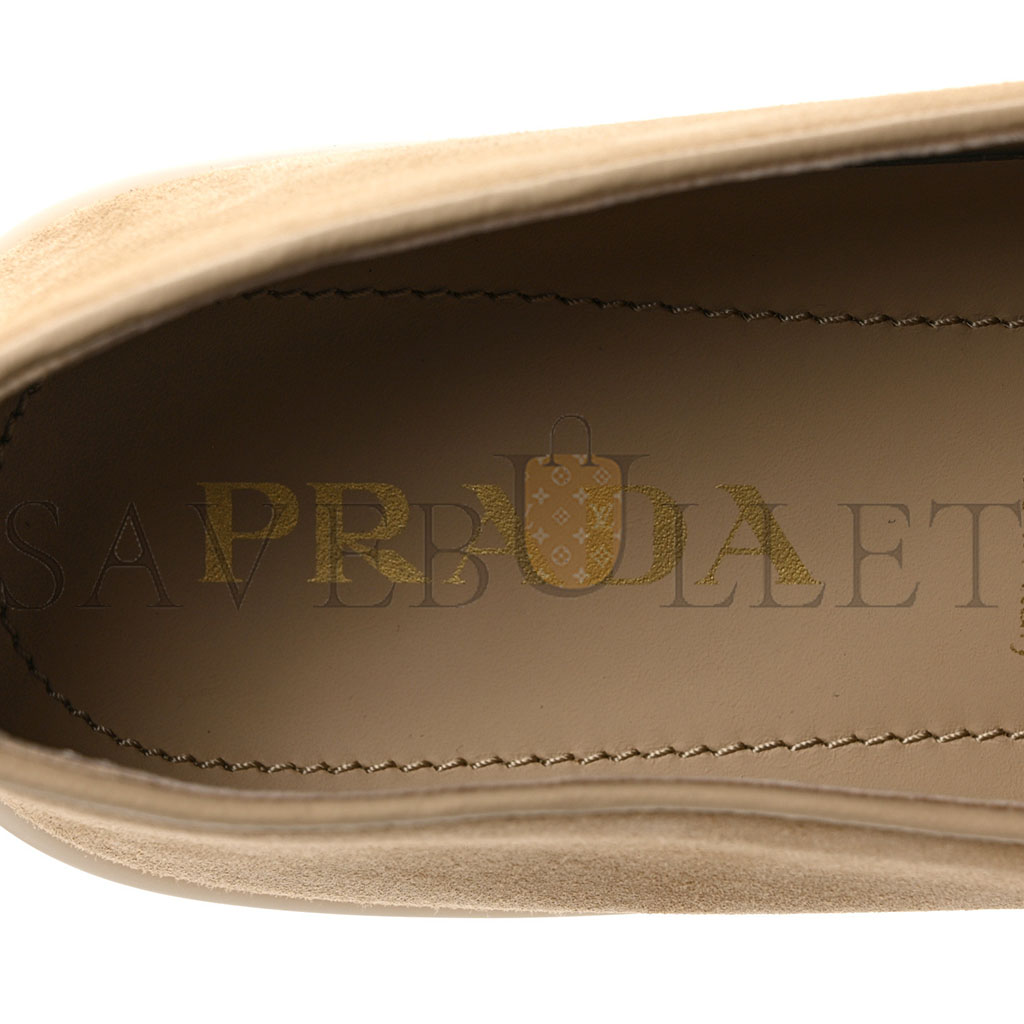 Pra*a vitello scamosciato metal triangle logo saint tropez 25mm loafers 40 ecru