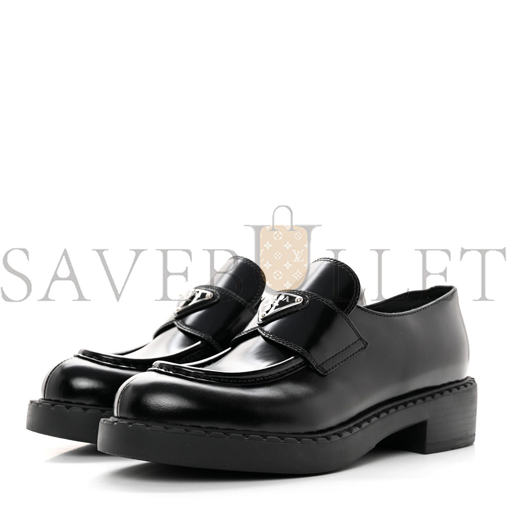 Pra*a spazzolato metal triangle logo 50mm loafers 37.5 black