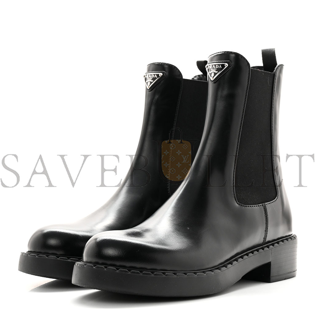 Pra*a spazzolato metal triangle logo 50mm chelsea boots 38 black