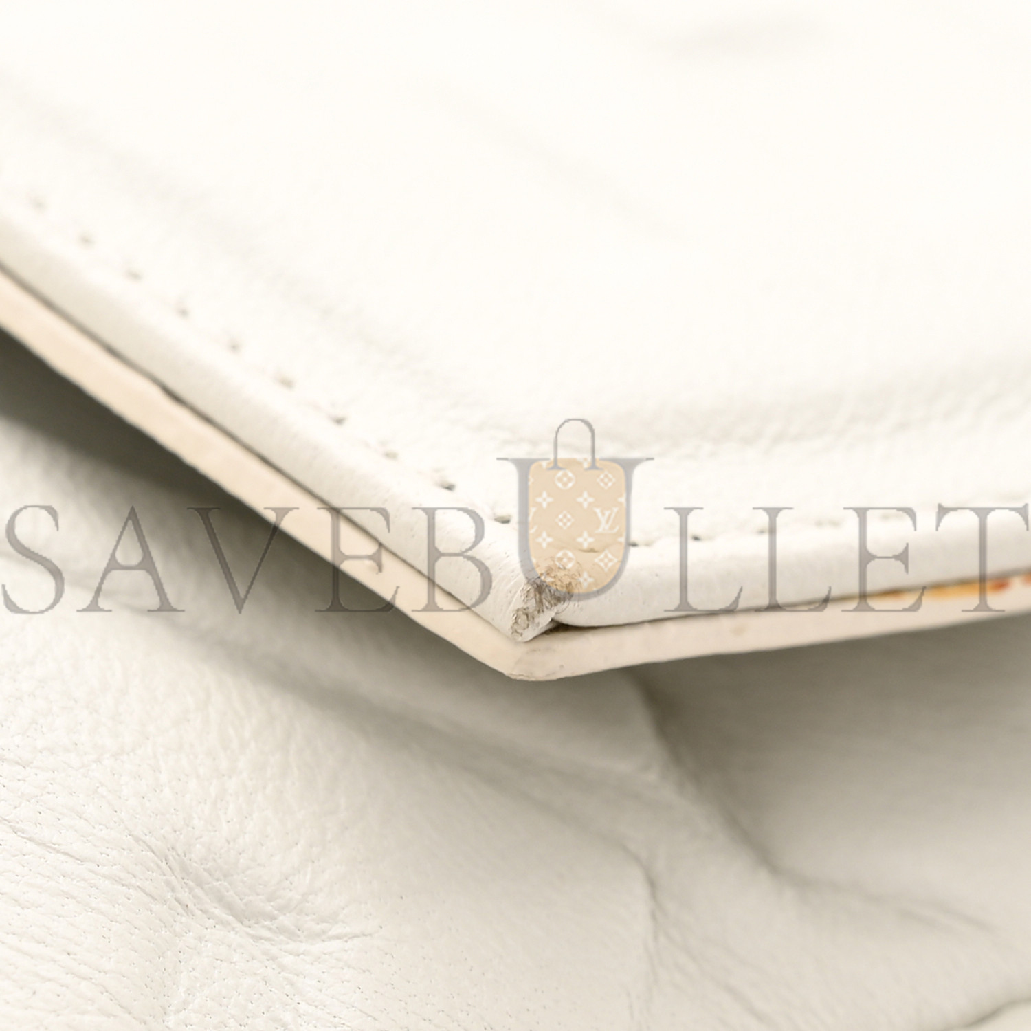 F**di nappa ff 1974 embossed baguette white (26*15*6cm)