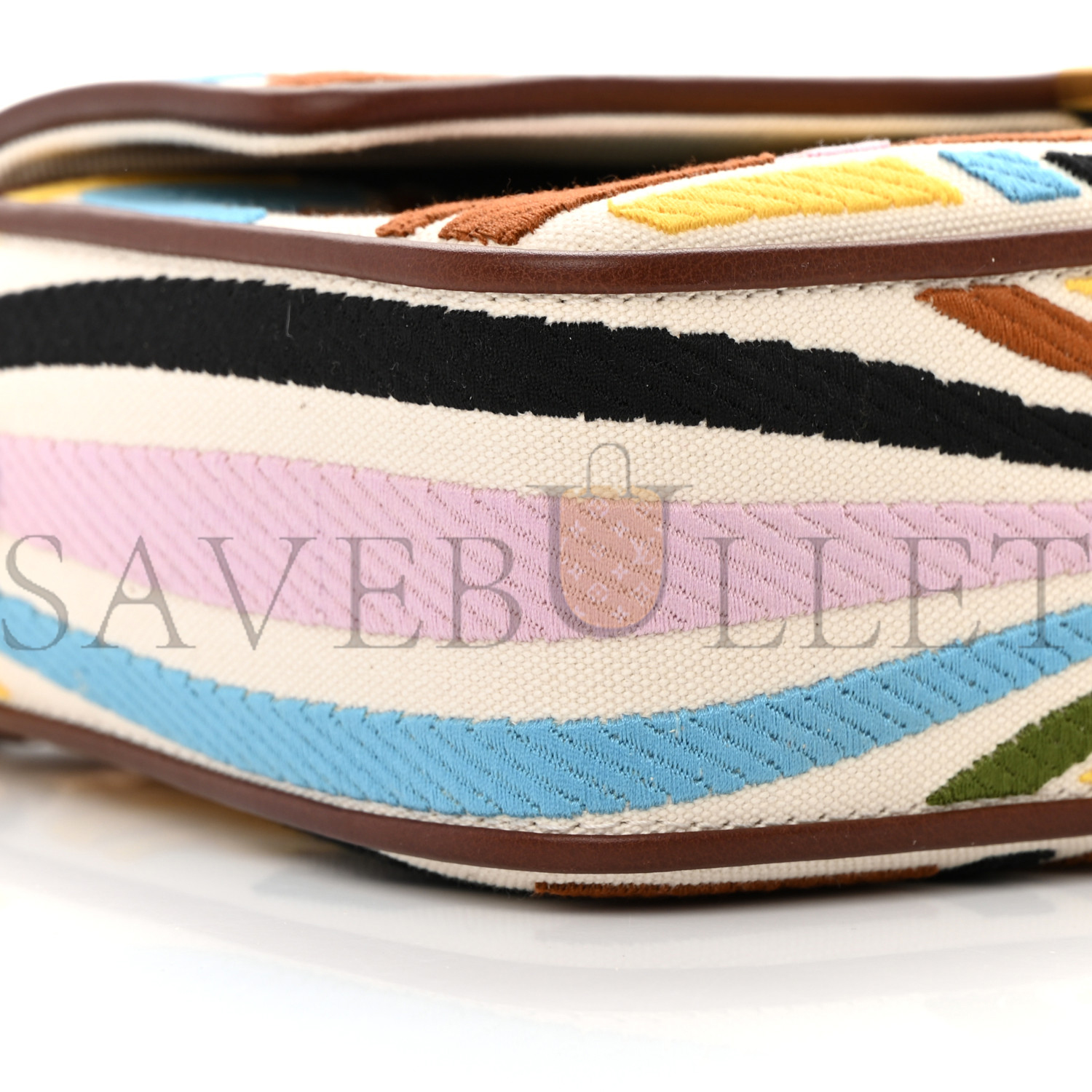 F**di x sara coleman canvas vitello king seta ff fish eye embroidered baguette grezzo multicolor ghianda (28*15*6cm)