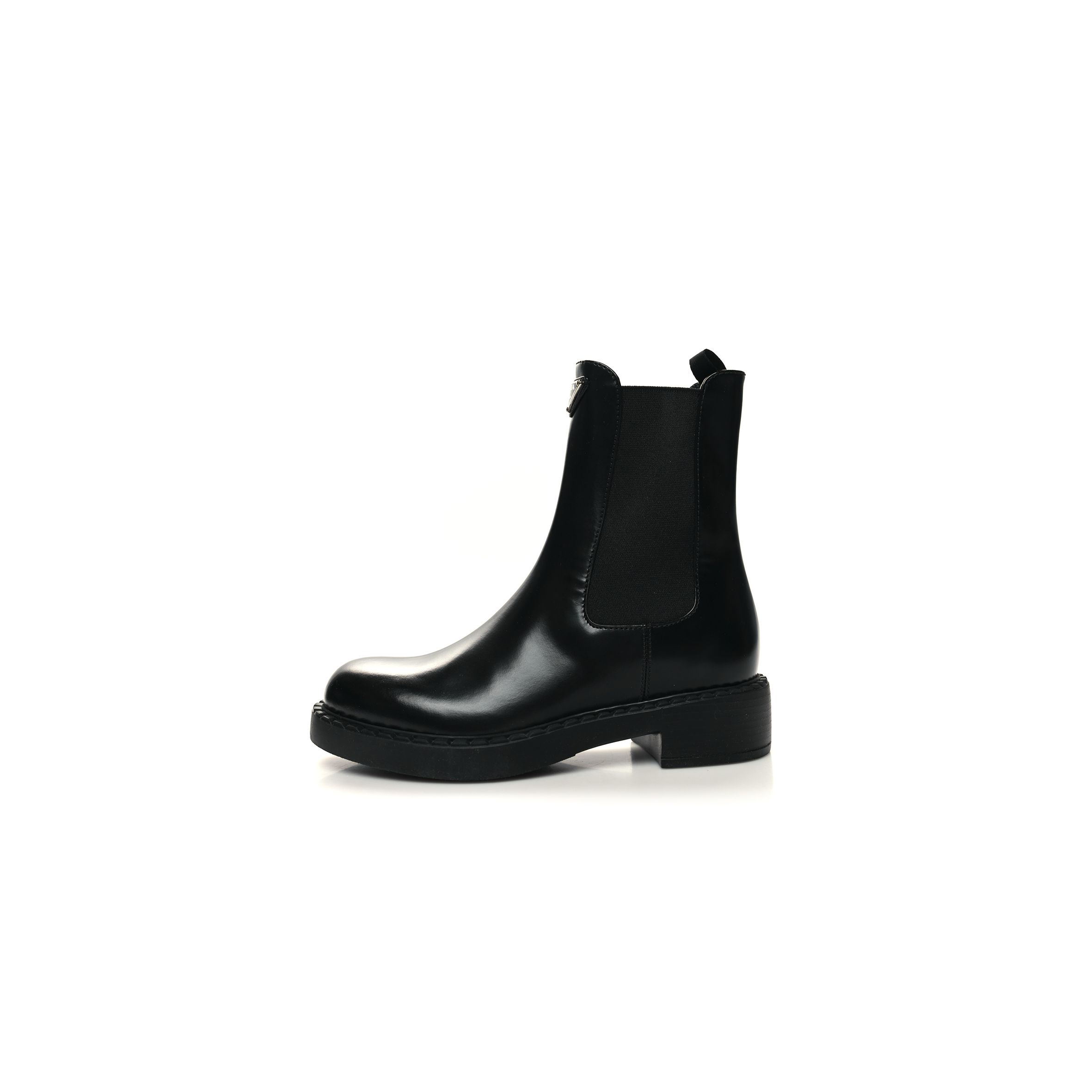 Pra*a spazzolato metal triangle logo 50mm chelsea boots 38 black