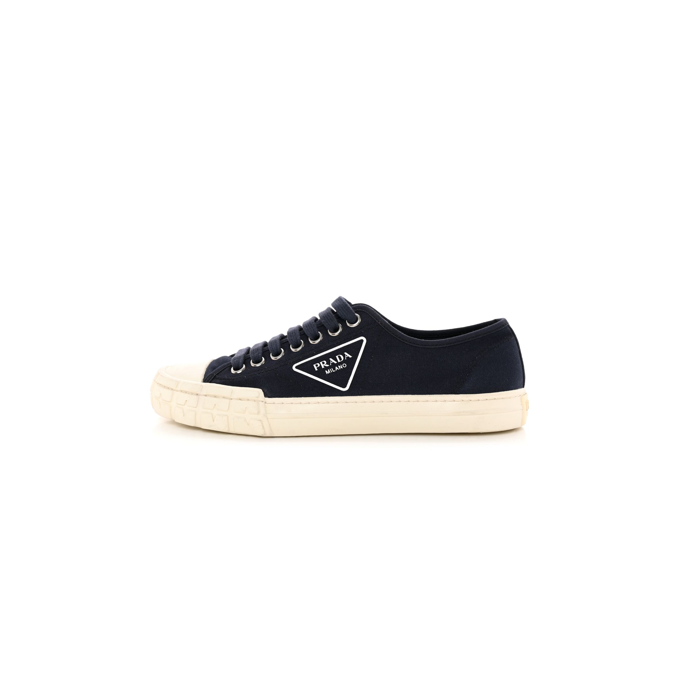 Pra*a canvas triangle logo wheel 35mm sneakers 42 navy