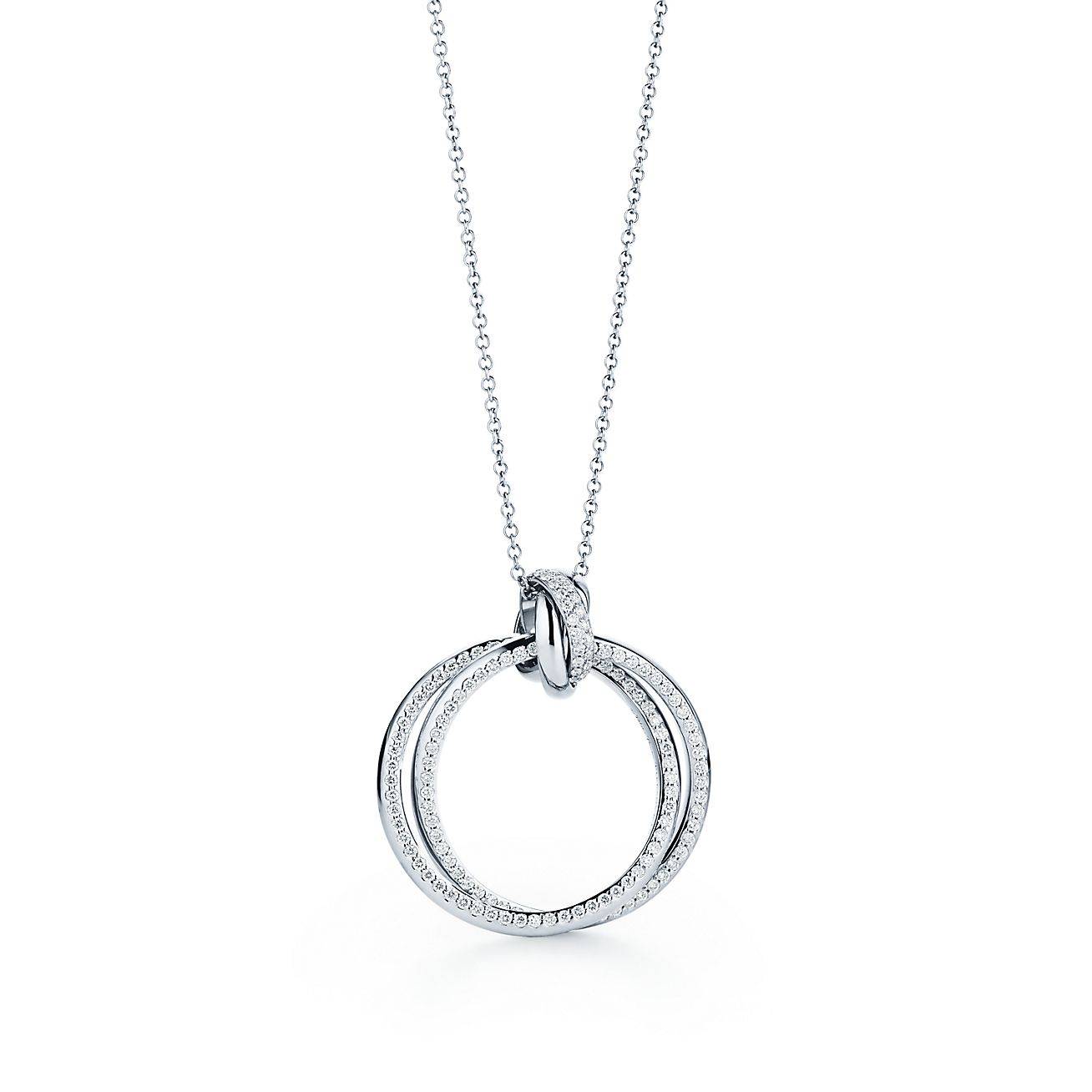 T*f*ny  palomas melody circle pendant