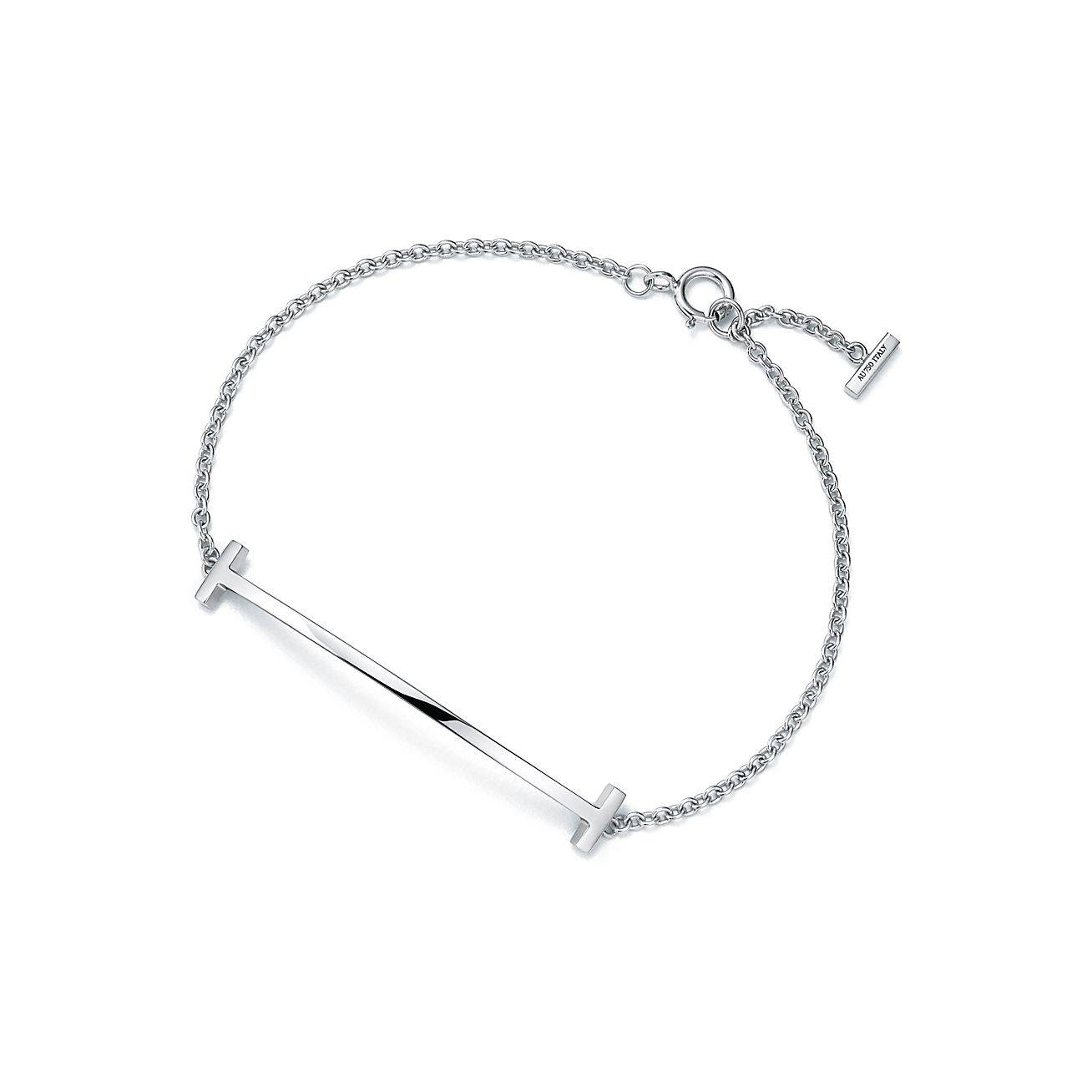 T*f*ny t smile bracelet in white gold