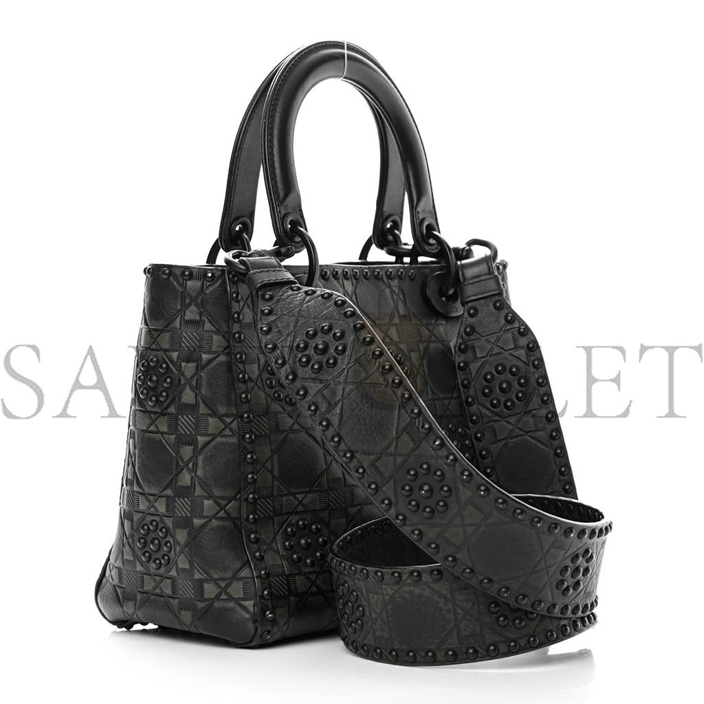 D*or calfskin cannage embossed studded medium supple lady D*or black (24*20*12.1cm)