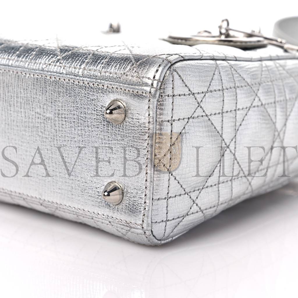 D*or metallic grained calfskin cannage small my lady D*or silver (20*18*8.3cm)