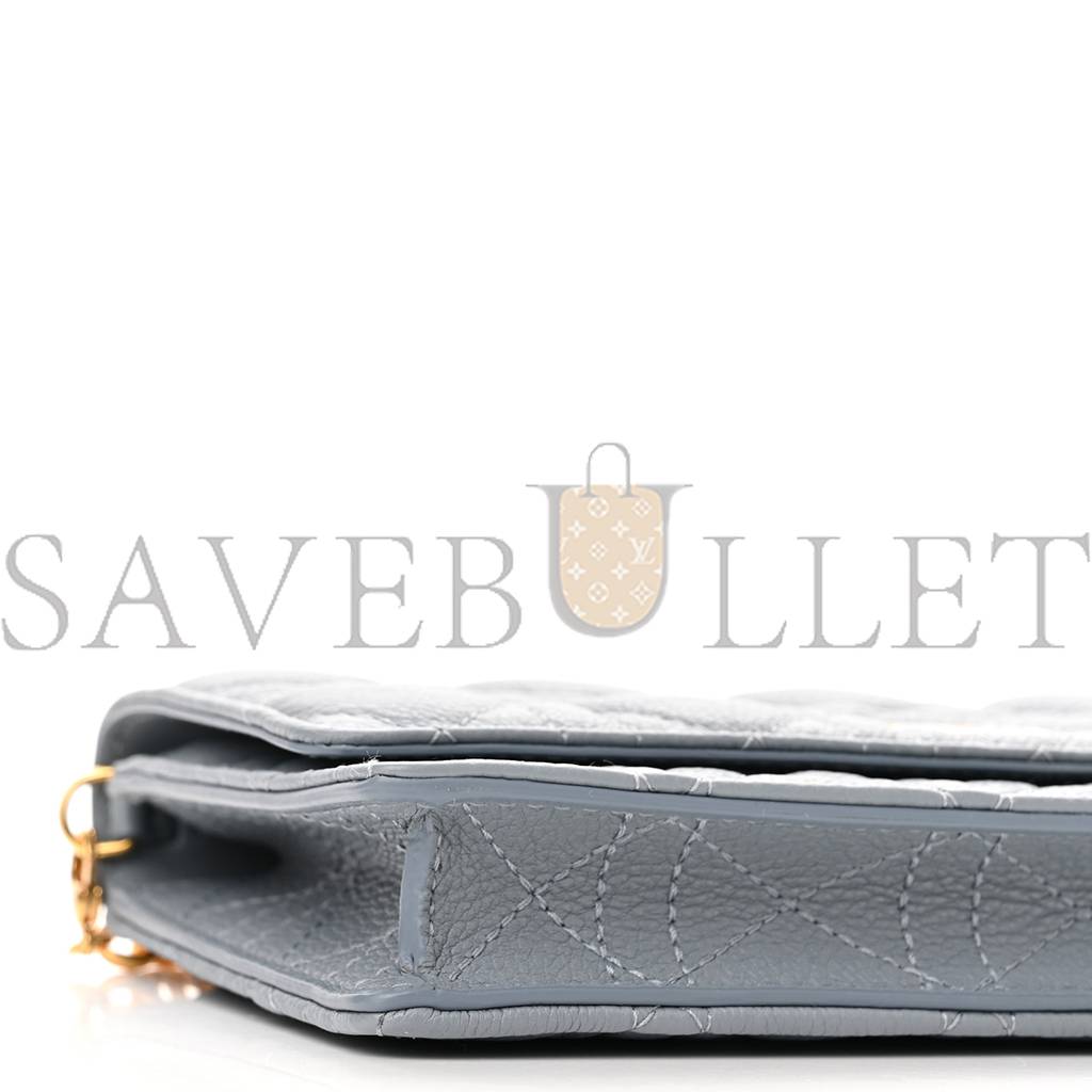 D*or supple calfskin caro pouch with chain cloud (20*11*3.2cm)