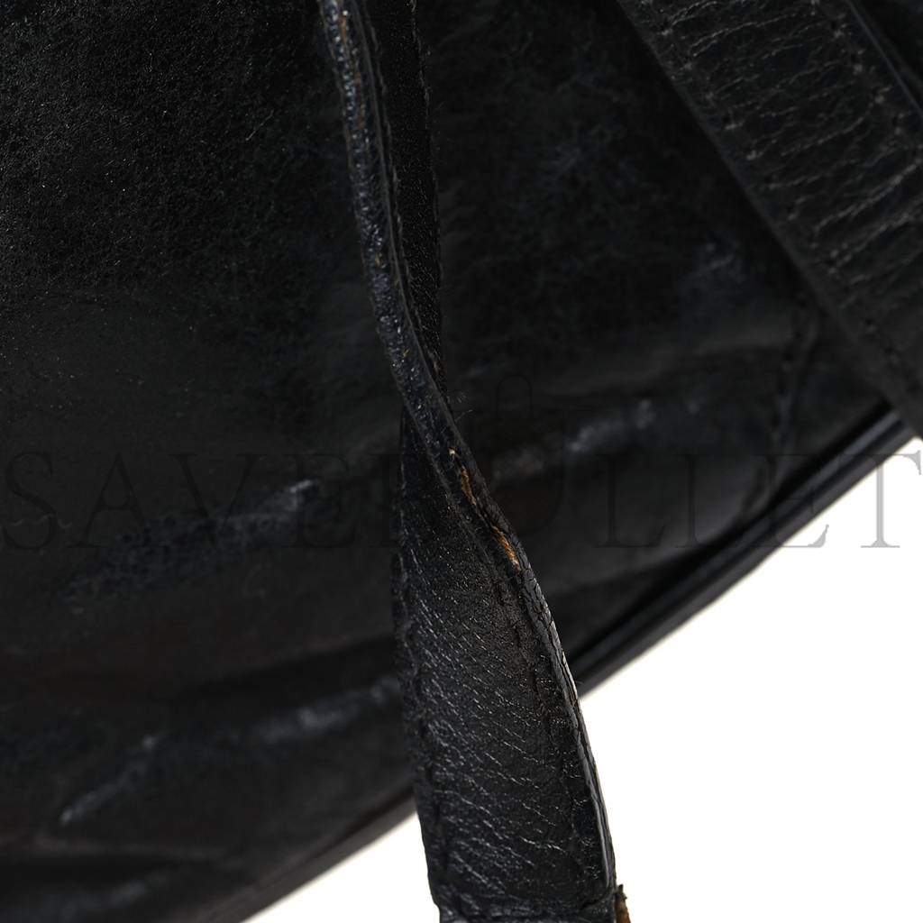 D*or shiny goatskin saddle bag black (25*19*3.8cm)