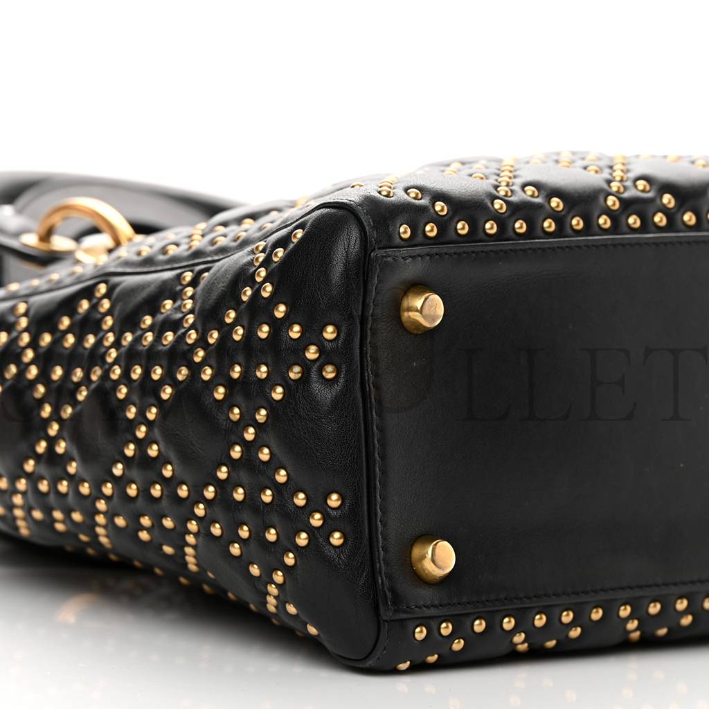 D*or calfskin cannage studded medium supple lady D*or black (23*18*12.1cm)