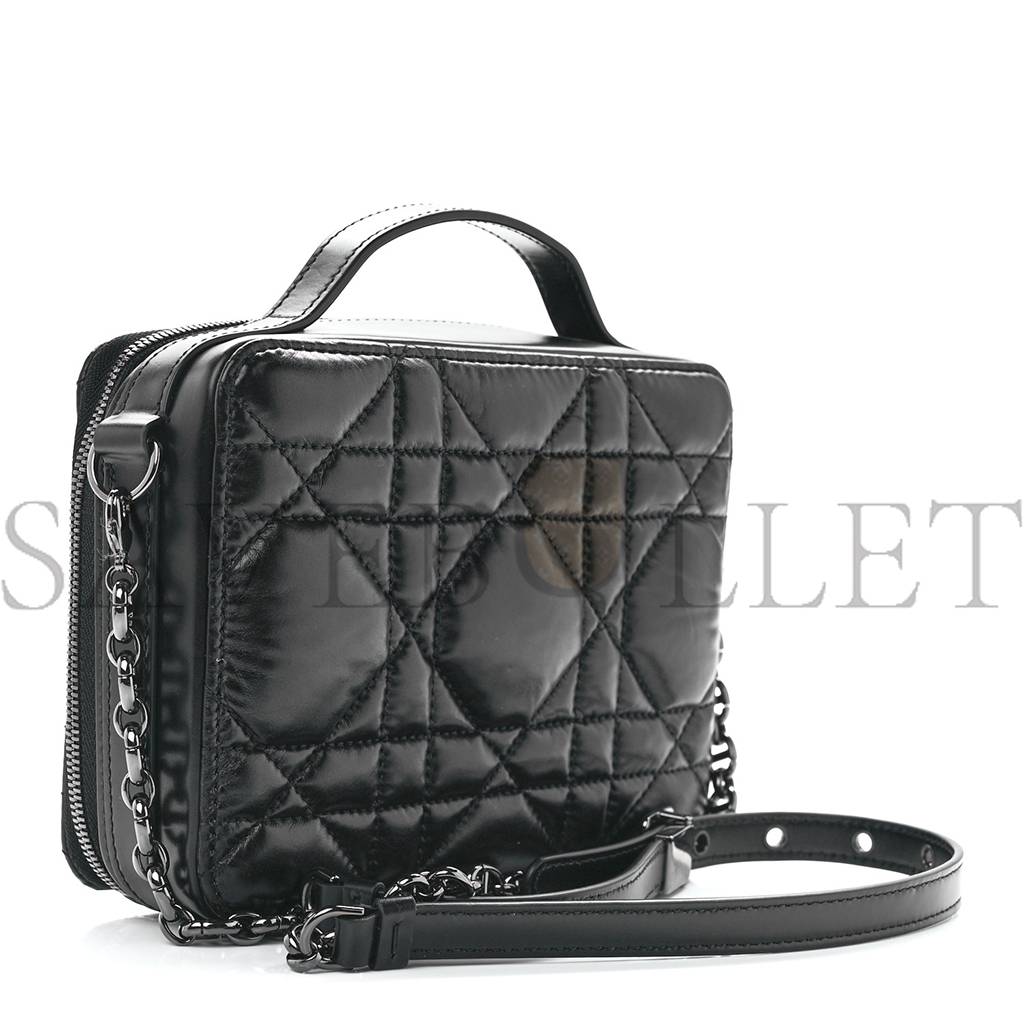 D*or calfskin macro-cannage caro box bag black (20*11*5.1cm)