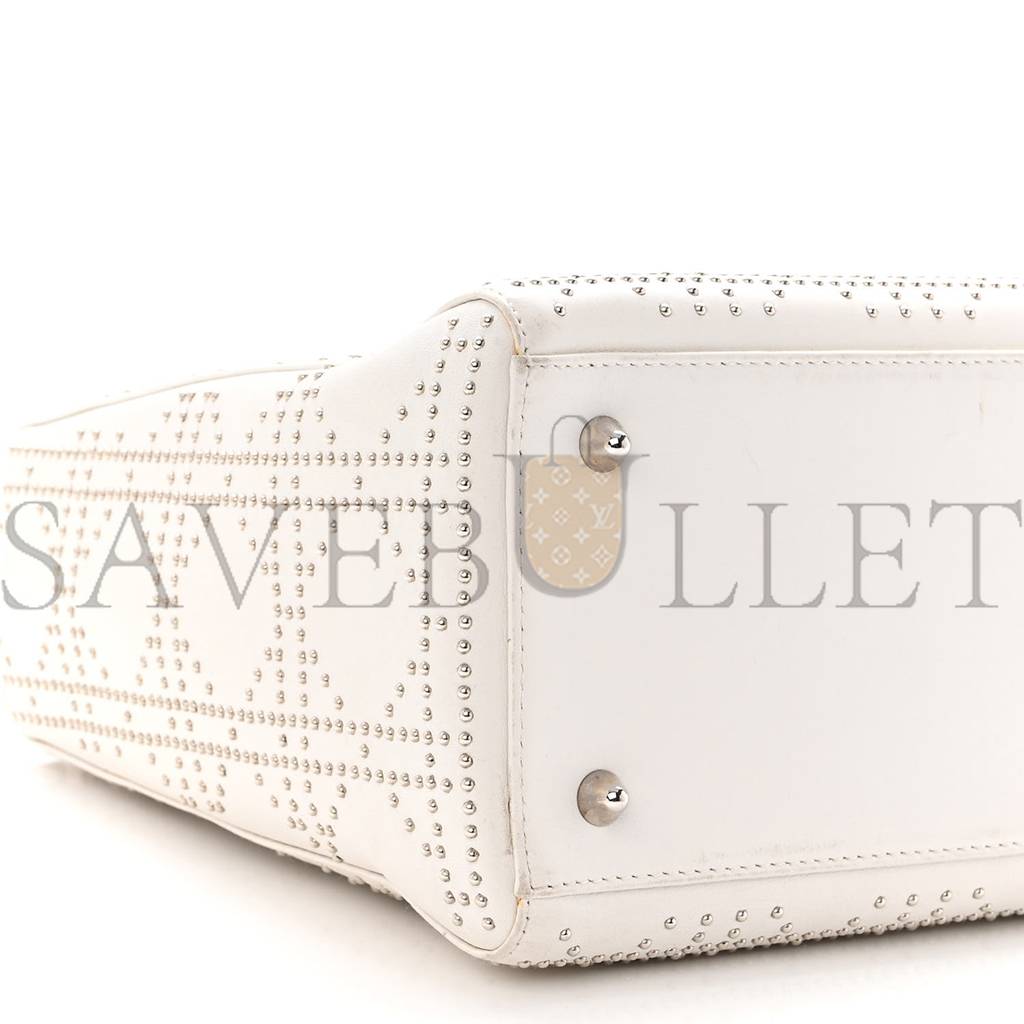 D*or lambskin studded cannage medium lady D*or white (24*20*11.4cm)