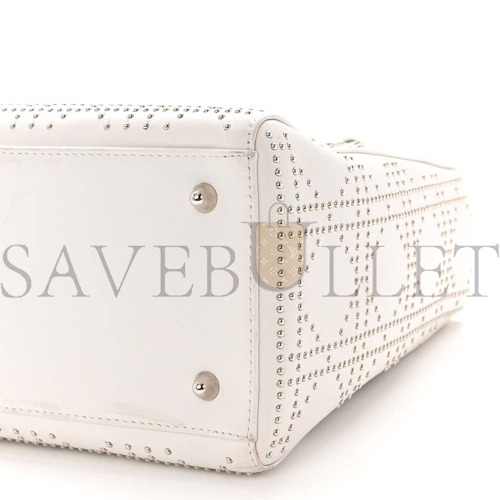 D*or lambskin studded cannage medium lady D*or white (24*20*11.4cm)