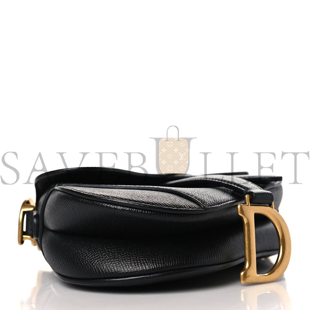 D*or grained calfskin mini saddle bag black (18*16*5.7cm)