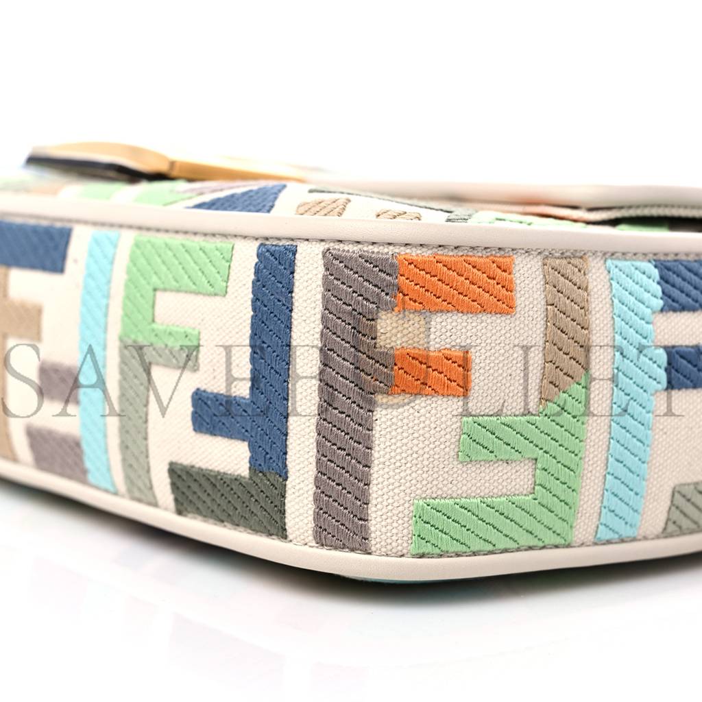 F**di kuban canvas vitello king ff embroidered baguette latte multicolor (27*13*6cm)